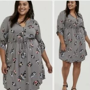 TORRID ZipFront Midi dress. ( 0/large)  Like New